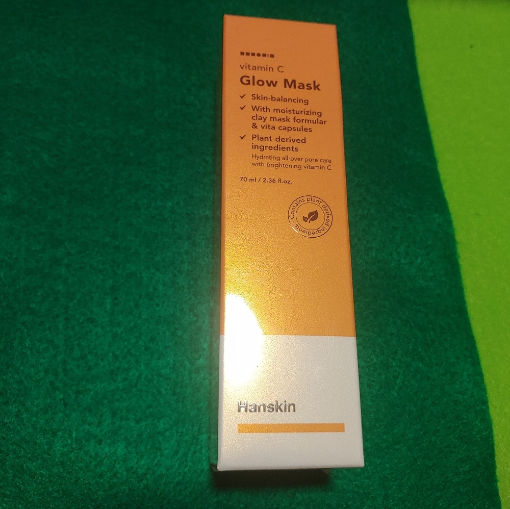 Hanskin Vitamin C Glow Mask